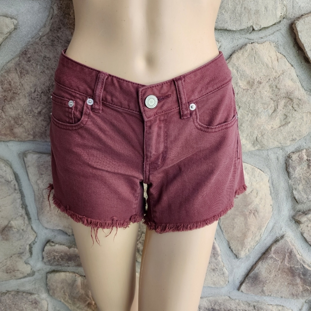AMERICAN EAGLE | Dark Maroon Stretch Jean Shorts